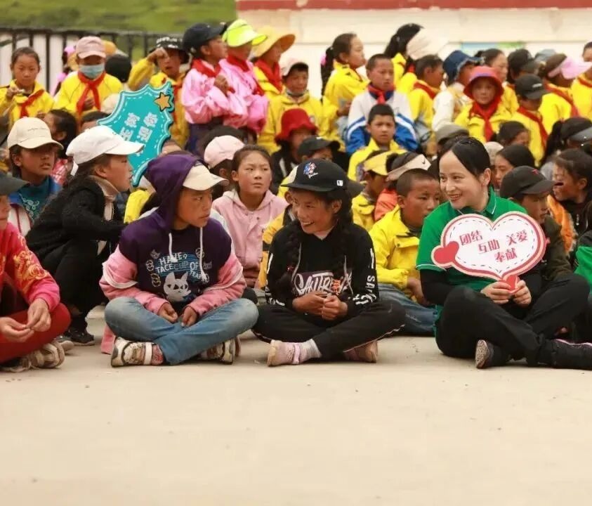 毛庄小学孩子们