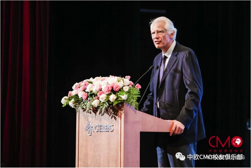德维尔潘分享全球新兴经济展望